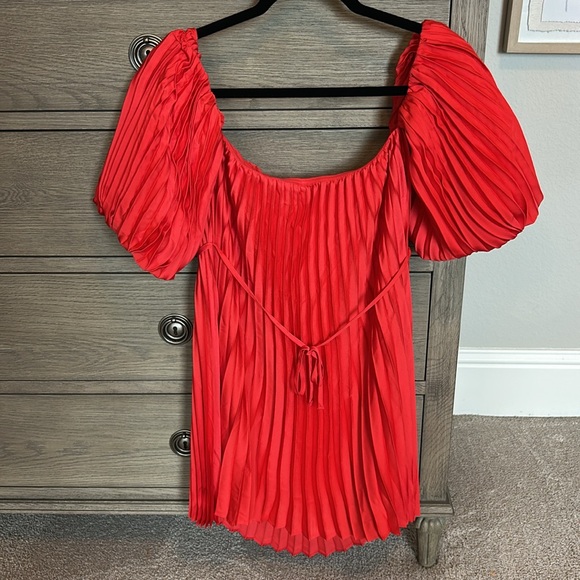 Express | Red Pleated Off-Shoulder Mini Dress | XS - Picture 9 of 9